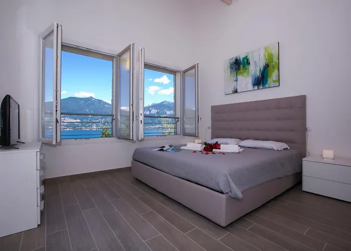 Paradiso Di Penthouse Apartament Menaggio