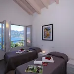 Paradiso Di Penthouse * Μενάτζιο