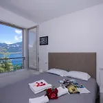 Paradiso Di Penthouse * Μενάτζιο