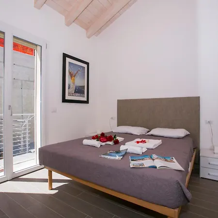 Апартаменты Paradiso Di Penthouse Менаджо